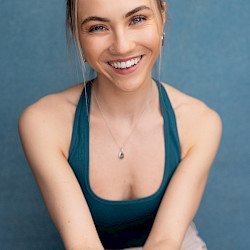 Cara Tan